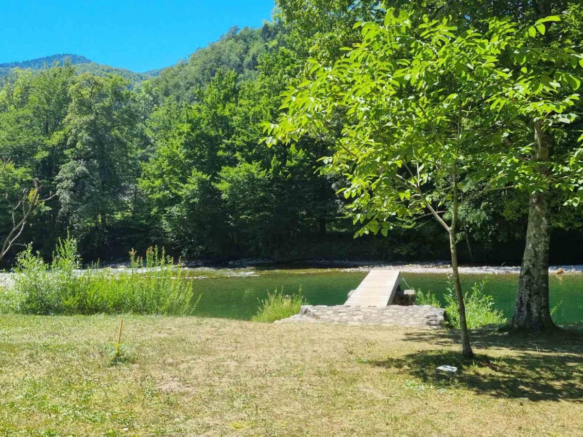Vila Rozi, Osilnica - Vacation House Pr' Vili Rozi Buitenkant foto