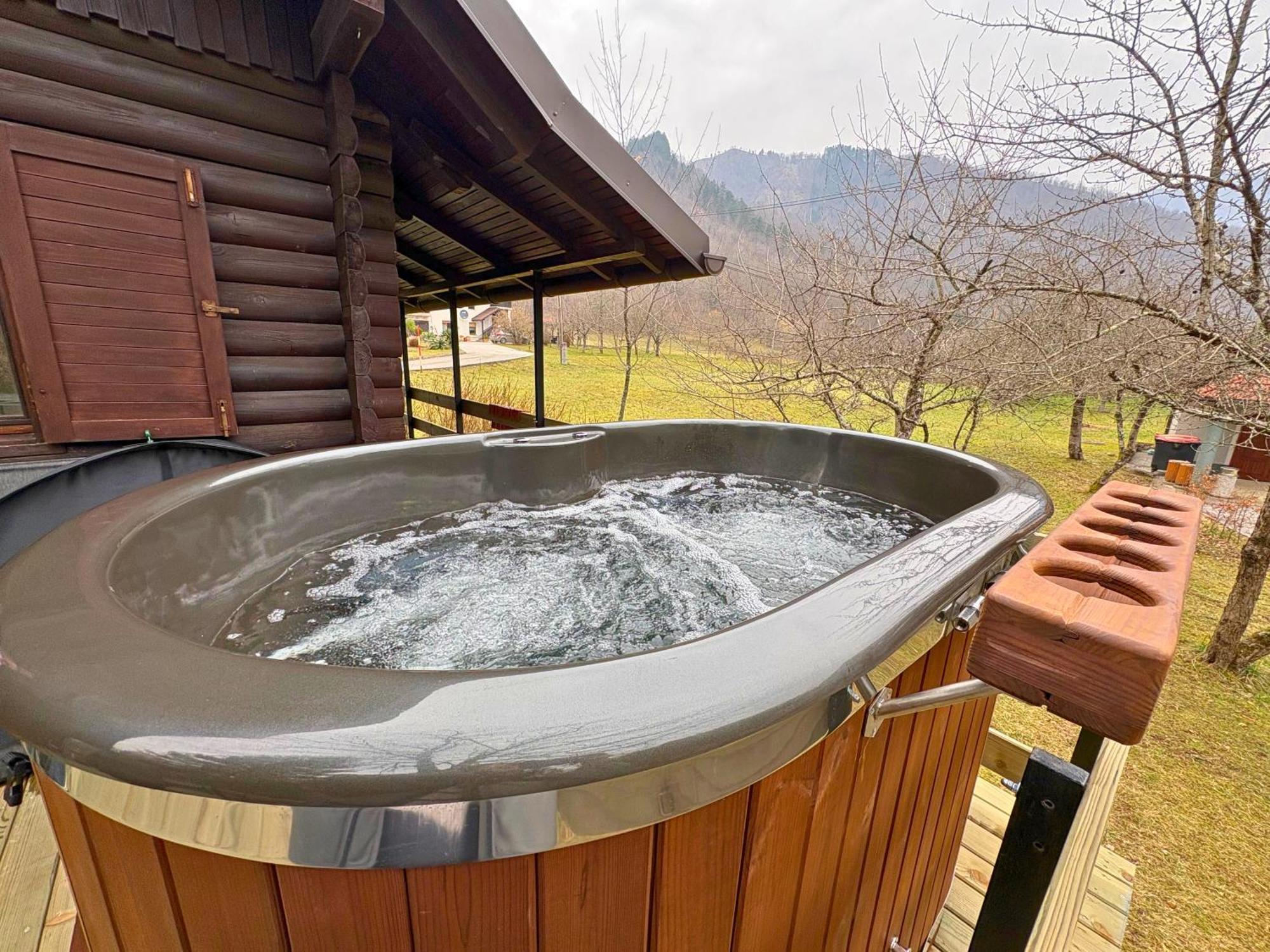 Vila Rozi, Osilnica - Vacation House Pr' Vili Rozi Buitenkant foto